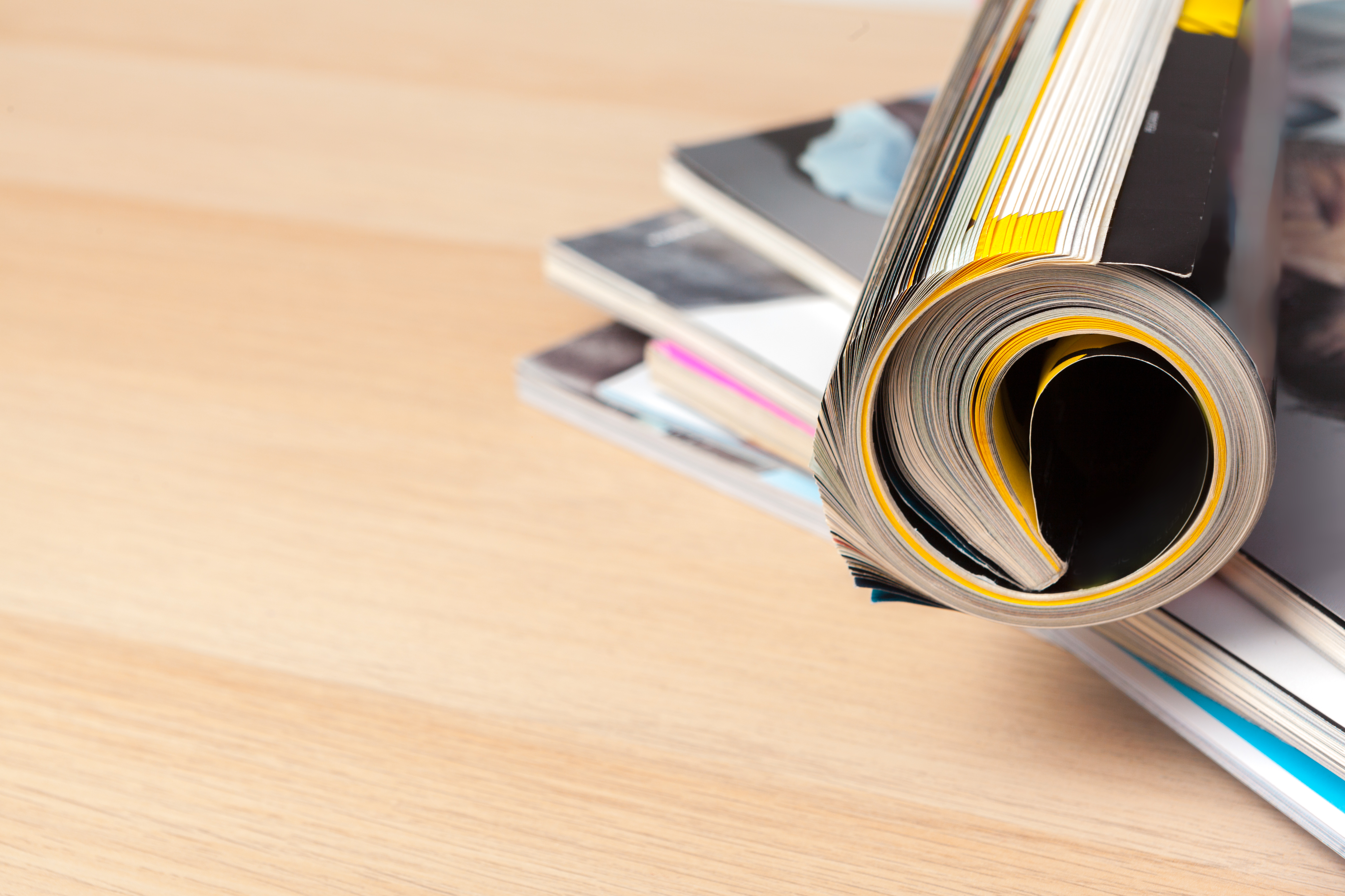 งานพิมพ์หนังสือและนิตยสาร